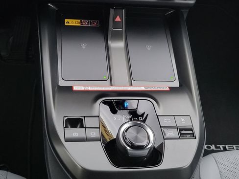 New 2026 Subaru Solterra Premium image 11