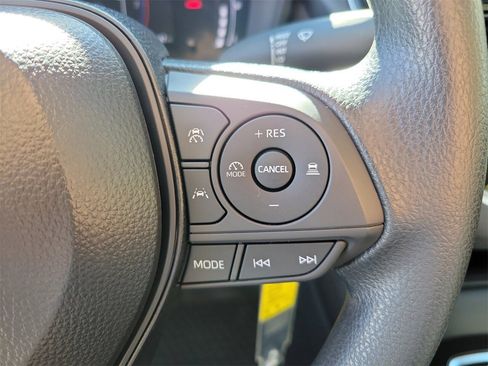 Used 2026 Toyota Corolla LE image 20