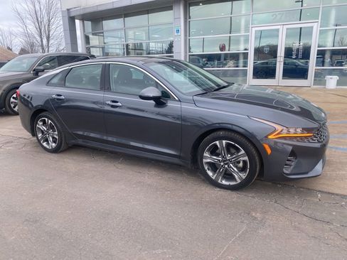 Used 2023 Kia K5 EX FWD image 2