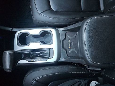 Used 2021 Chevrolet Colorado ZR2 image 14