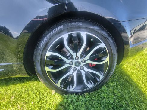 Used 2018 Land Rover Range Rover Sport Supercharged image 36