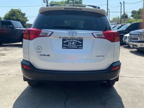 Used 2014 Toyota RAV4 Limited w/ Technology Package FWD image 6