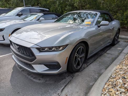 Used 2024 Ford Mustang Premium RWD image 6