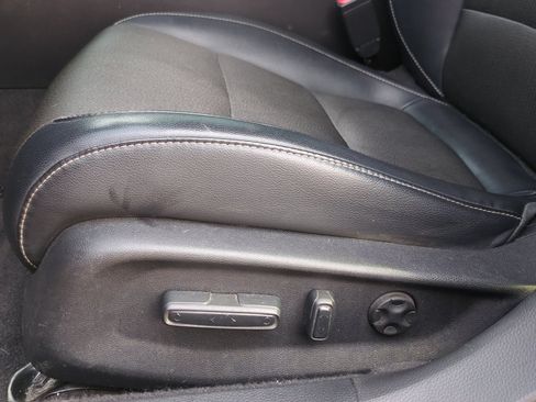 Used 2018 Honda Accord Sport image 12