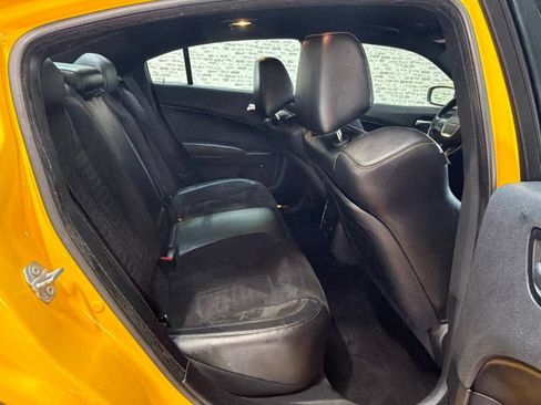 Used 2017 Dodge Charger R/T RWD image 12