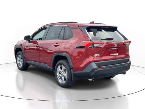 Used 2025 Toyota RAV4 XLE FWD image 5
