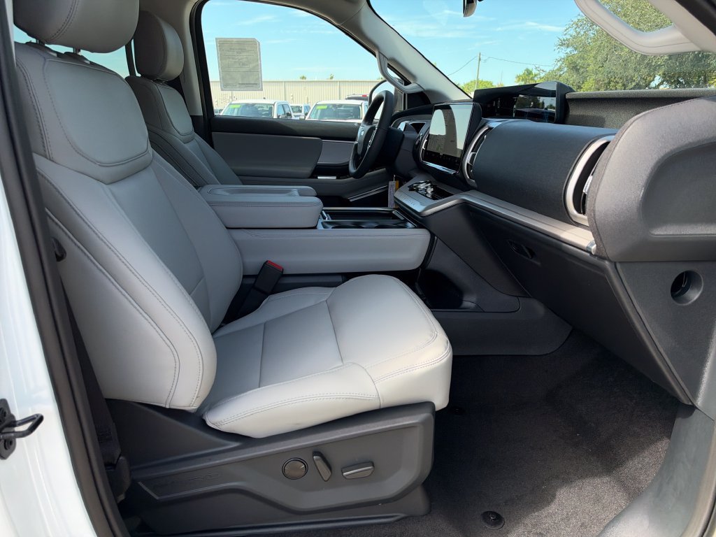 New 2027 Ford Expedition Max Active RWD image 23