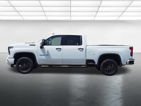 Used 2024 Chevrolet Silverado 2500 LTZ w/ LTZ Plus Package AWD/4WD image 14