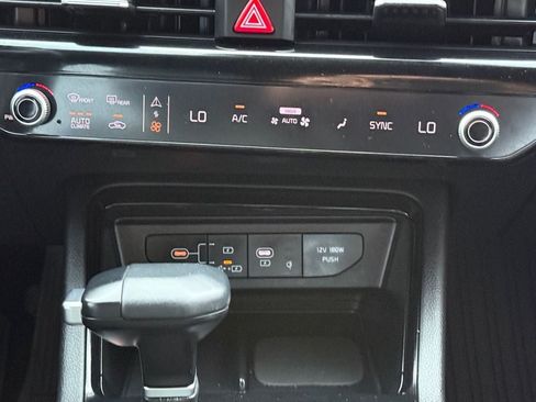 Used 2025 Kia K5 GT FWD image 24