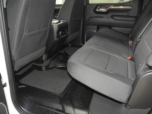 Used 2023 Chevrolet Silverado 1500 RST w/ Redline Edition AWD/4WD image 45