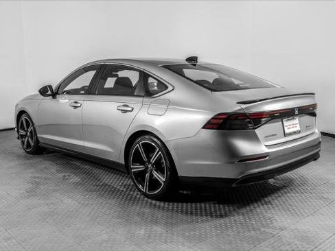 Used 2023 Honda Accord Sport image 6