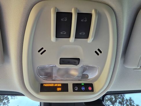 New 2026 Chevrolet Trax LT w/ Sunroof Package FWD image 29