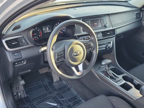 Used 2017 Kia Optima LX image 18