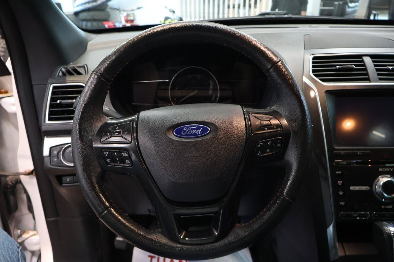 Used 2018 Ford Explorer Sport AWD/4WD image 16
