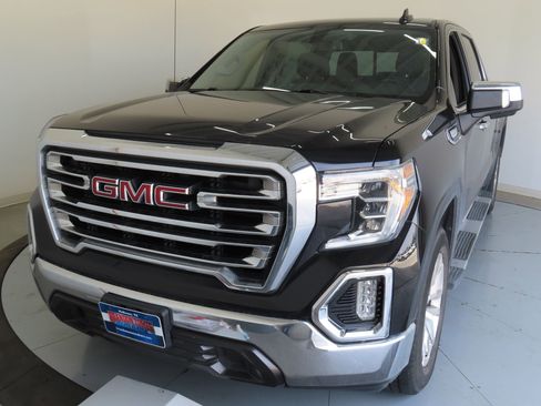 Used 2019 GMC Sierra 1500 SLT image 9