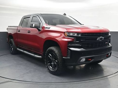 Used 2020 Chevrolet Silverado 1500 LT Trail Boss AWD/4WD image 2