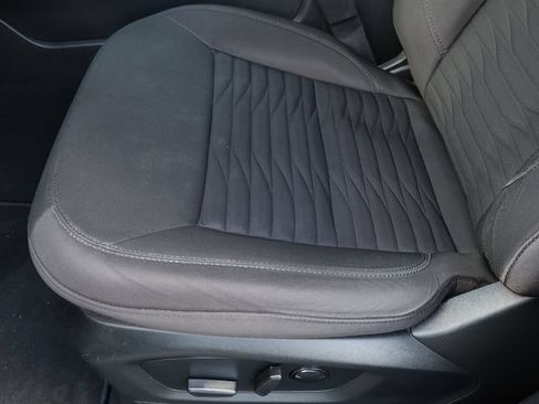 Used 2020 Ford Explorer XLT RWD image 21