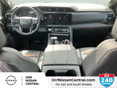 Used 2023 GMC Sierra 1500 AT4 w/ Technology Package AWD/4WD image 23