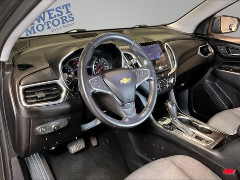 Used 2019 Chevrolet Equinox LT w/ Sun & Navigation Package AWD/4WD image 17