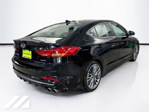 Used 2018 Hyundai Elantra Sport FWD image 5