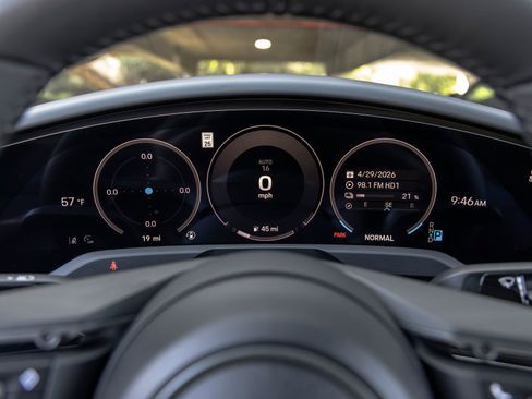 New 2026 Porsche Taycan AWD/4WD image 32