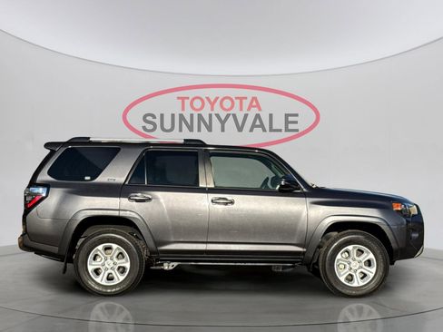 Used 2023 Toyota 4Runner SR5 Premium image 10