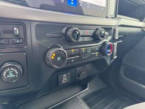 Used 2025 Ford F150 XL image 13
