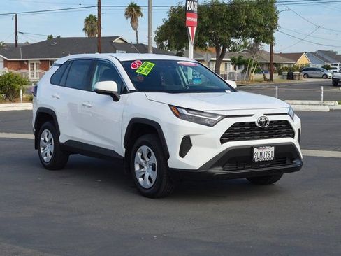 Used 2024 Toyota RAV4 LE FWD image 3