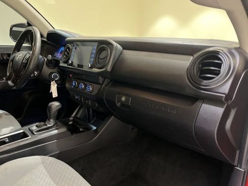 Used 2022 Toyota Tacoma SR w/ SR Convenience Package RWD image 24