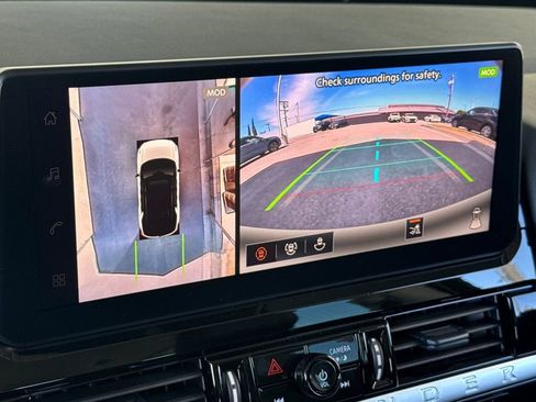 New 2026 Nissan Pathfinder SL image 15