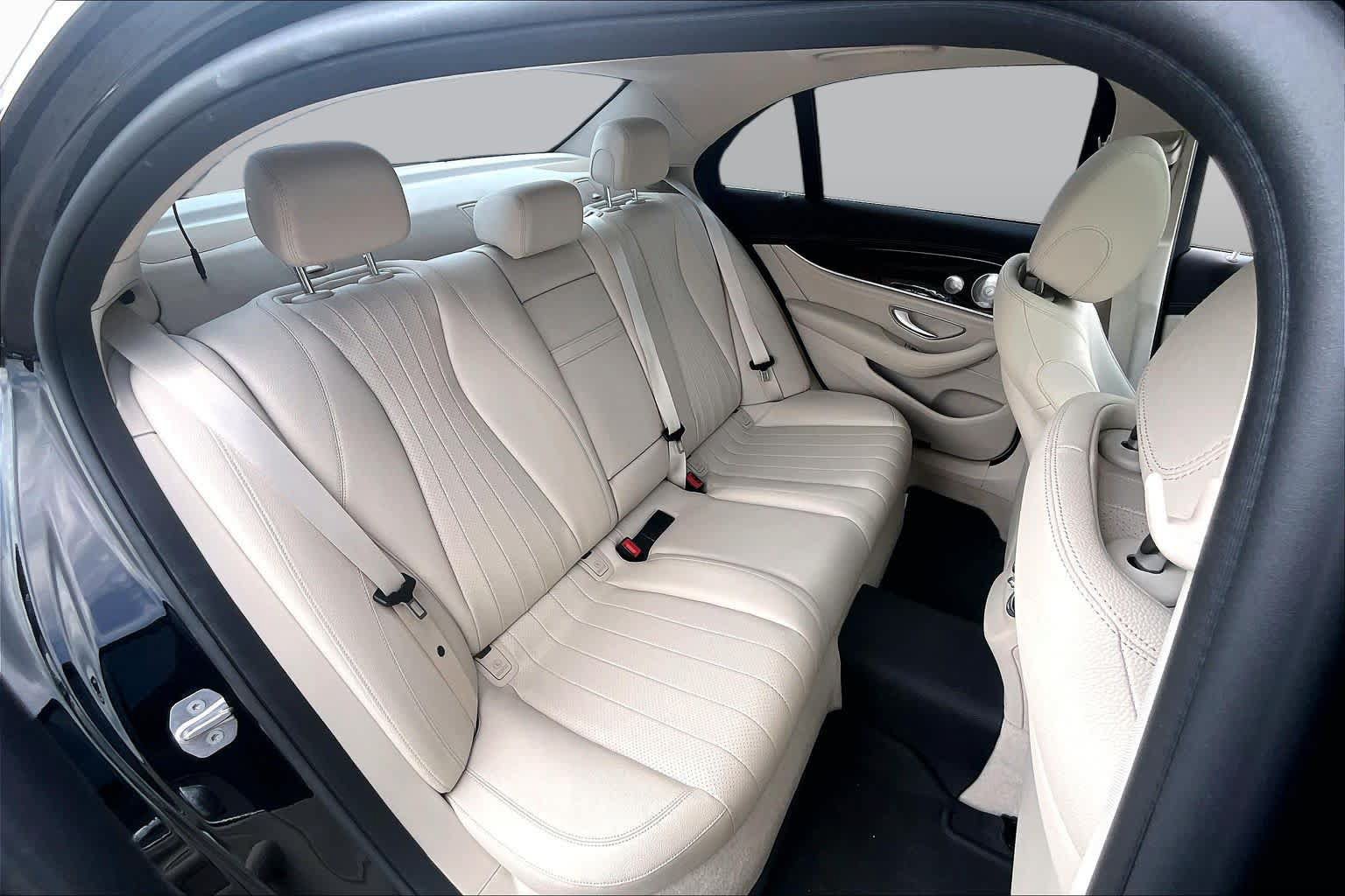 Used 2018 Mercedes-Benz E 300 image 20