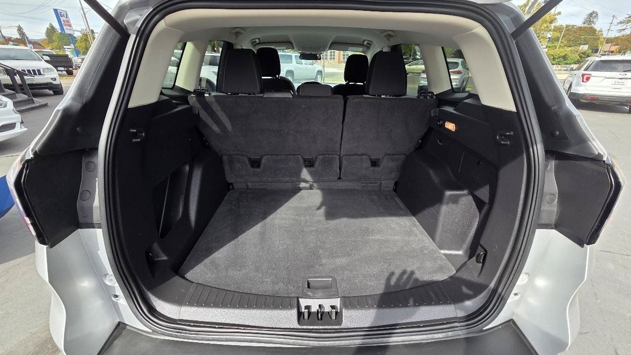 Used 2018 Ford Escape SE AWD/4WD image 19