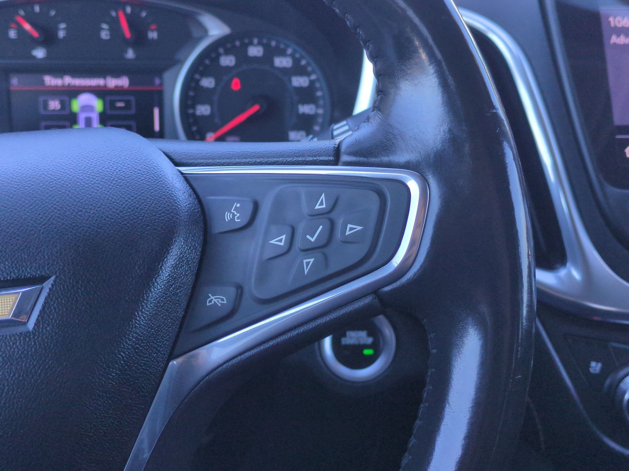 Used 2020 Chevrolet Equinox Premier AWD/4WD image 18