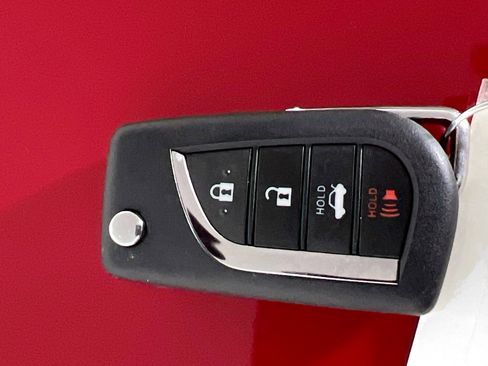 Used 2023 Toyota Camry LE image 34