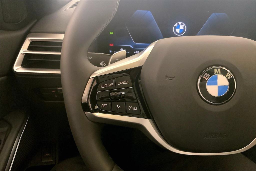 Certified 2025 BMW 330i xDrive Sedan w/ Premium Package AWD/4WD image 18