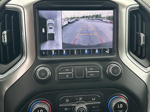 Used 2019 Chevrolet Silverado 1500 LTZ w/ LTZ Premium Package AWD/4WD image 30
