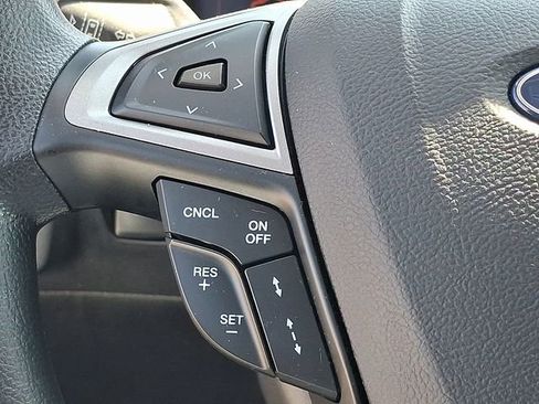 Used 2020 Ford Fusion SE FWD image 20