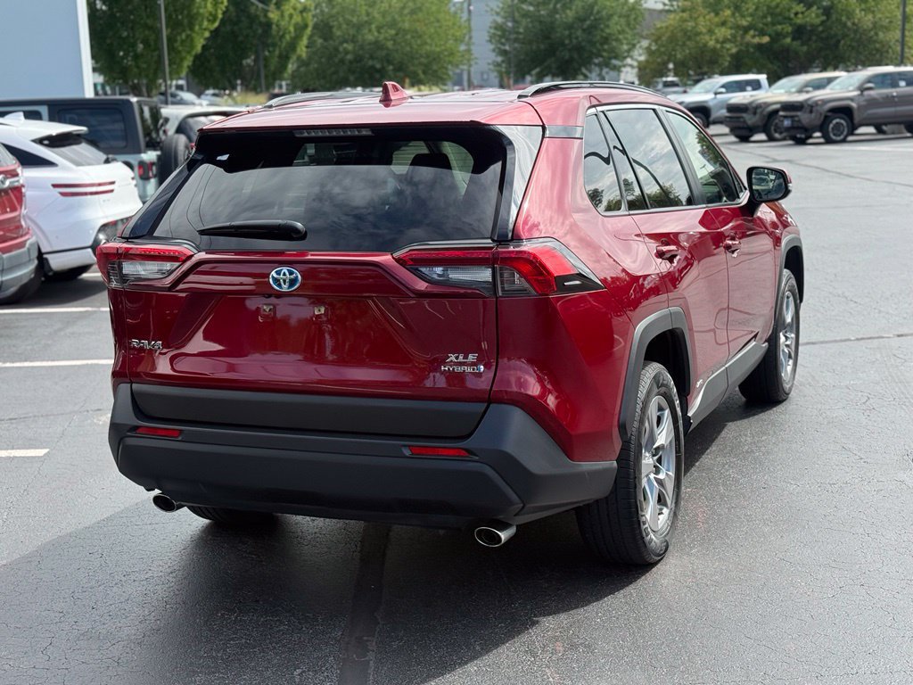 Certified 2023 Toyota RAV4 XLE w/ XLE Grade Weather Package AWD/4WD image 8