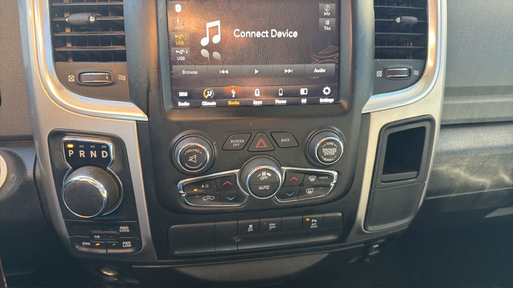 Used 2019 RAM 1500 Warlock AWD/4WD image 17