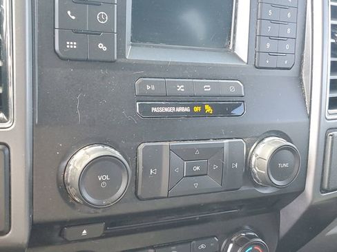 Used 2018 Ford F150 XLT AWD/4WD image 16