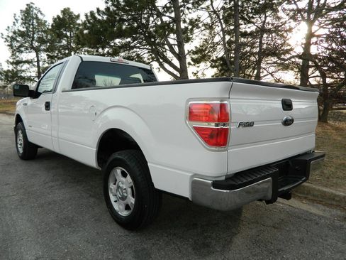 Used 2013 Ford F150 XLT w/ Mid Equipment Group image 6