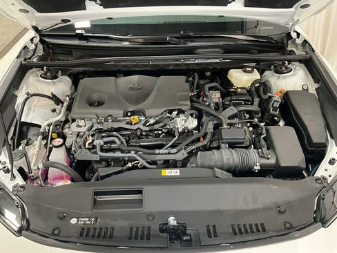 Used 2026 Toyota Camry SE FWD image 12