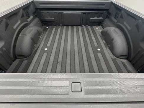 Used 2025 Ford F150 Raptor AWD/4WD image 22