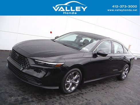 Used 2023 Honda Accord EX image 1