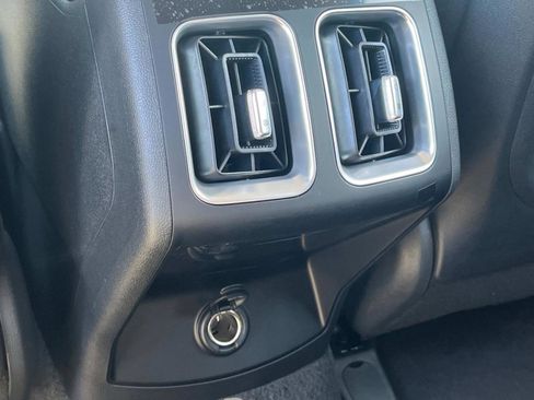 New 2026 Kia Sorento LX image 17