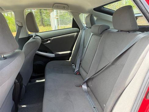 Used 2015 Toyota Prius Two image 17