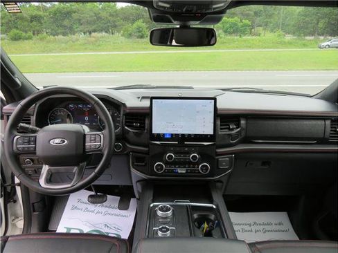 Used 2024 Ford Expedition Max Limited AWD/4WD image 7