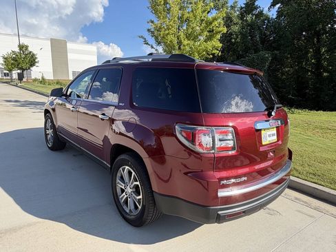 Used 2015 GMC Acadia SLT AWD/4WD image 7