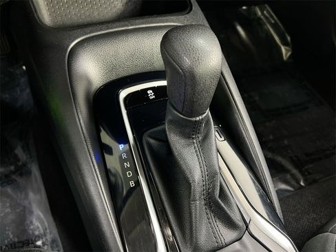 Used 2023 Toyota Corolla LE image 25