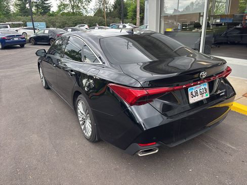 Used 2021 Toyota Avalon Limited w/ Advanced Safety Package image 4